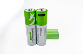 1.5V 2600mWh AA 带Type-c口充电 1.5V 2600mWh AA 带Type-c口充电